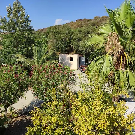 Avec Piscine Et Belle Vue Proche Des Plages Et Commerces