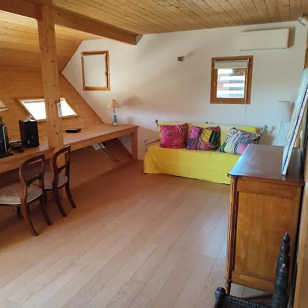 Avec Piscine Et Belle Vue Proche Des Plages Et Commerces Villa Porticcio (Corsica)