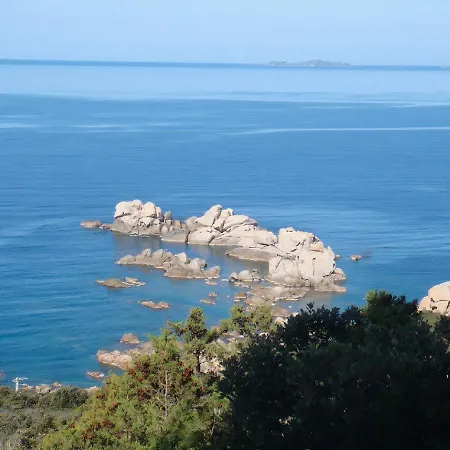 Avec Piscine Et Belle Vue Proche Des Plages Et Commerces Villa Porticcio (Corsica)