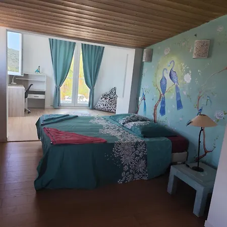 Villa Avec Piscine Et Belle Vue Proche Des Plages Et Commerces Porticcio (Corsica)