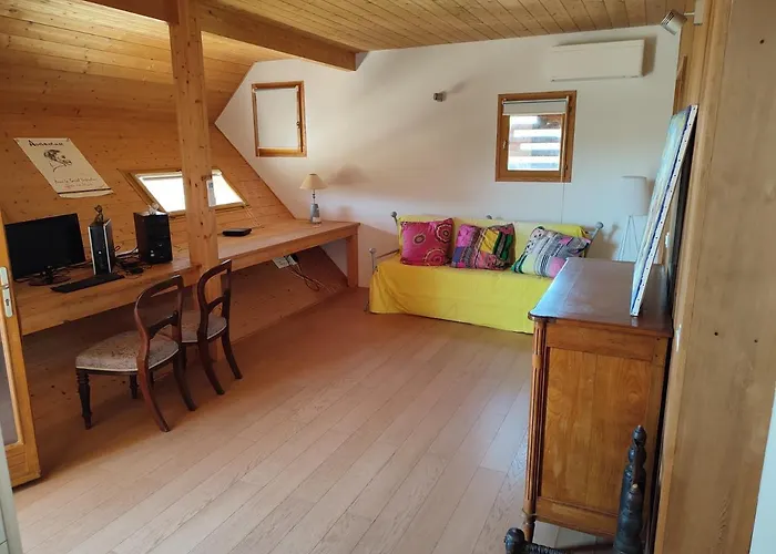 Avec Piscine Et Belle Vue Proche Des Plages Et Commerces Willa Porticcio (Corsica)