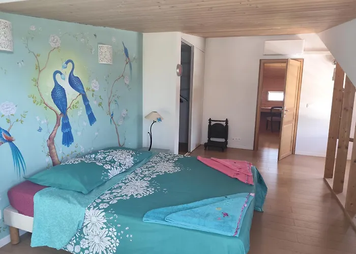 Avec Piscine Et Belle Vue Proche Des Plages Et Commerces * Porticcio (Corsica)