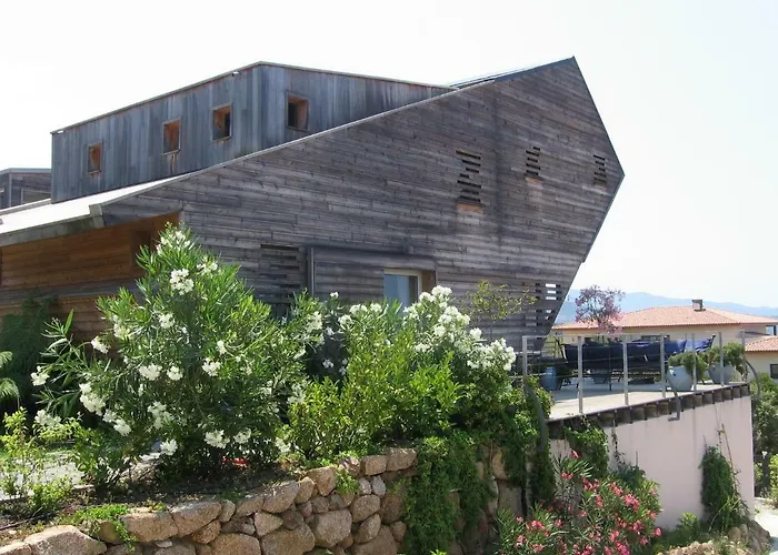 Villa Avec Piscine Et Belle Vue Proche Des Plages Et Commerces